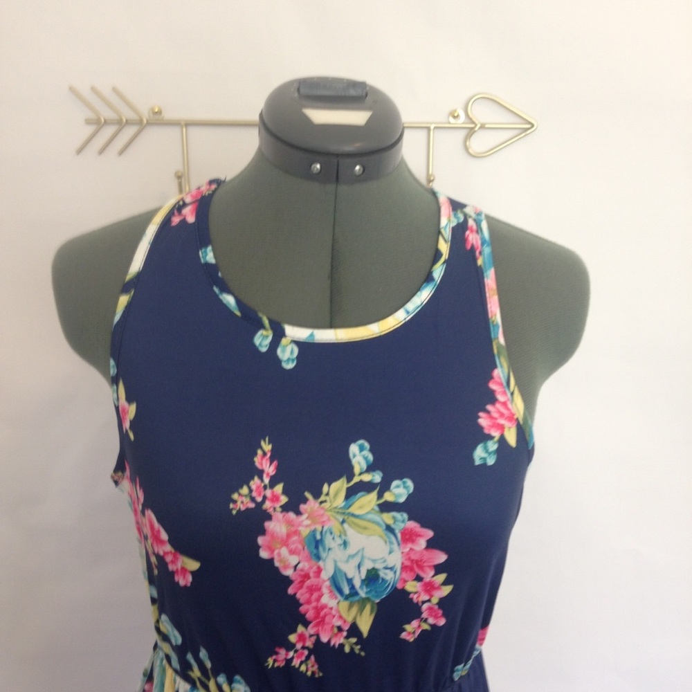 Lilly Posh Maxi Floral Dress with Pockets NWOT - Picture 6 of 6